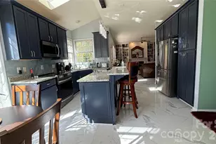 2836 Pickering Rd, Greensboro, NC 27407 - Photo 5