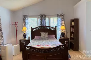 2836 Pickering Rd, Greensboro, NC 27407 - Photo 9