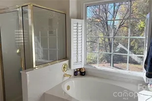 2836 Pickering Rd, Greensboro, NC 27407 - Photo 15