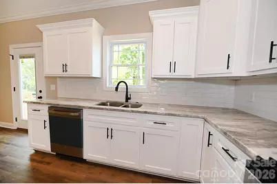 4940 Southview Drive, Hickory, NC 28602 - Photo 33