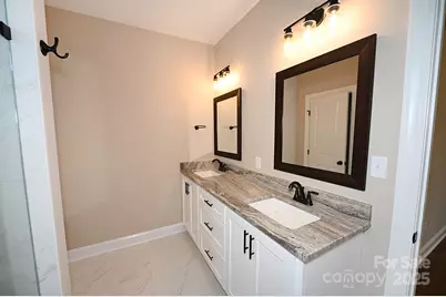 4940 Southview Drive, Hickory, NC 28602 - Photo 23