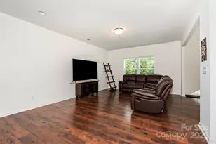 839 Foxglove Ln, York, SC 29745 - Photo 9