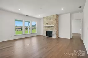 2005 Waxhaw Crossing Dr, Waxhaw, NC 28173 - Photo 3