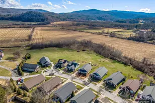 68 Bungalow Wy, Brevard, NC 28712 - Photo 9