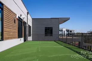 305 Prine Pl, Charlotte, NC 28213 - Photo 5