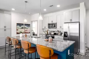 305 Prine Pl, Charlotte, NC 28213 - Photo 7