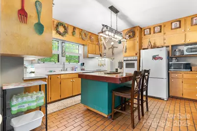 313 E Main Street, Morganton, NC 28655 - Photo 11