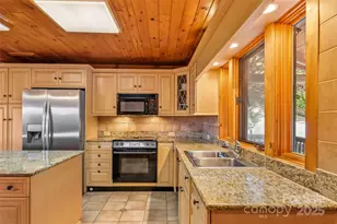 7109 Grandview Ext, Newland, NC 28657 - Photo 13