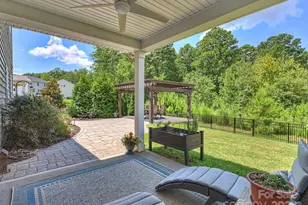 19214 Hawk Haven Ln, Charlotte, NC 28278 - Photo 3