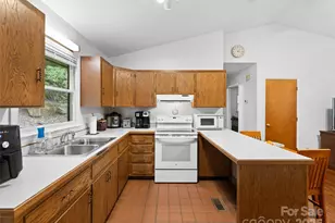 186 Sloshy Branch Trail, Chimney Rock Village, NC 28711 - Photo 15