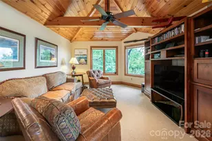 2280 Mountain Air Dr, Burnsville, NC 28714 - Photo 25