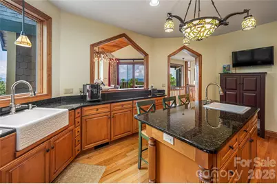 2280 Mountain Air Drive, Burnsville, NC 28714 - Photo 17