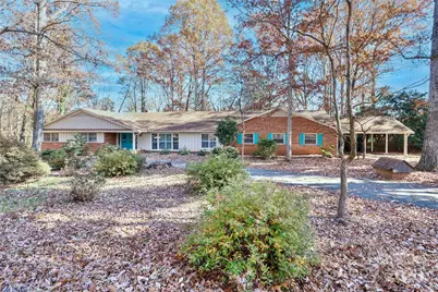 251 Gleneagles Road E, Statesville, NC 28625 - Photo 1