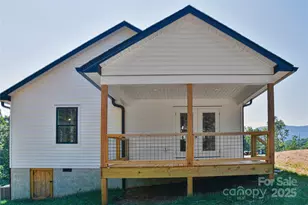 46 Honeycomb Dr, Old Fort, NC 28762 - Photo 27