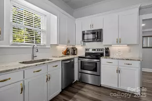 622 N Elm St, Marshville, NC 28103 - Photo 9