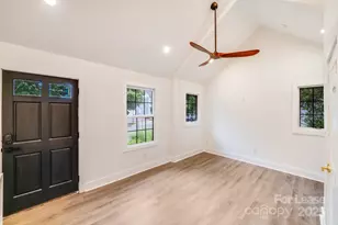 465 W Worthington Ave, Charlotte, NC 28203 - Photo 9