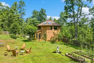 2675 Holbert Cove Rd, Saluda, NC 28773 - Photo 7