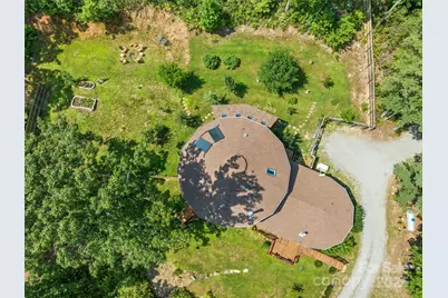 2675 Holbert Cove Road, Saluda, NC 28773 - Photo 9