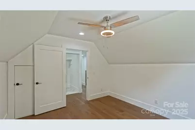 5511 Milhaven Lane, Charlotte, NC 28269 - Photo 25