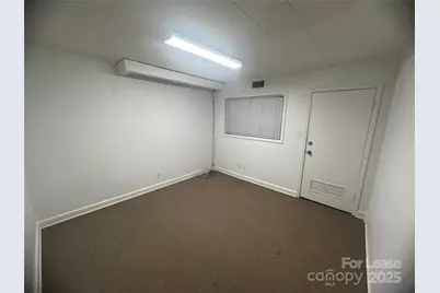 111 E Charlotte Avenue #B1, Mount Holly, NC 28120 - Photo 3