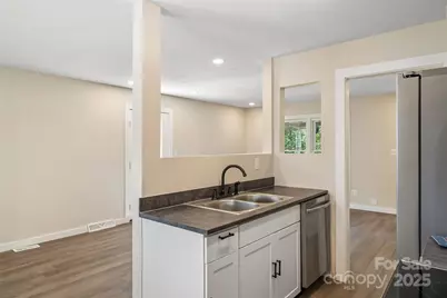 103 Emorywood Drive, Morganton, NC 28655 - Photo 5