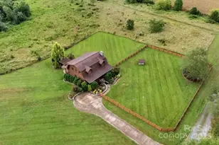 112 Gene McGaha Ln, Mooresboro, NC 28114 - Photo 3