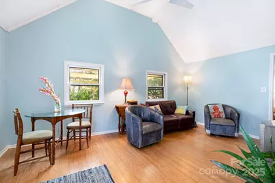 4124 Oakwood Road, Charlotte, NC 28269 - Photo 9