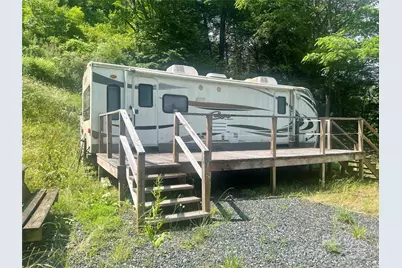 18103 Nc Hwy 194 Highway, Lansing, NC 28643 - Photo 5