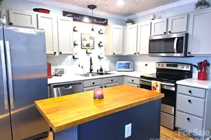 311 Wilkes Pl Dr, Fort Mill, SC 29715 - Photo 17