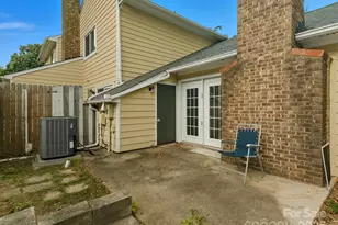 1061 Sardis Cove Dr, Charlotte, NC 28270 - Photo 31