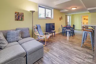 34 Vandalia Ave, Asheville, NC 28806 - Photo 23