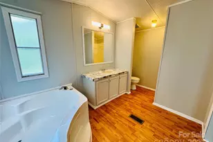 4832 Gideon Dr, Lincolnton, NC 28092 - Photo 9