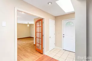 20 Spring Dr, Asheville, NC 28806 - Photo 3