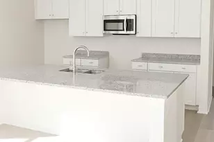 126 E Bell St, Statesville, NC 28677 - Photo 5