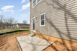 126 E Bell St, Statesville, NC 28677 - Photo 23