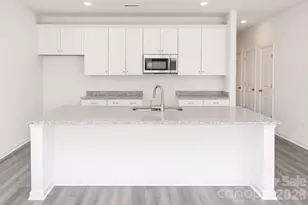 126 E Bell St, Statesville, NC 28677 - Photo 9