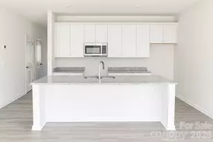 126 E Bell St, Statesville, NC 28677 - Photo 7