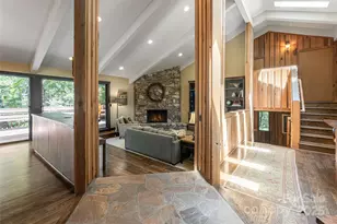 33 Deerhaven Ln, Asheville, NC 28803 - Photo 9