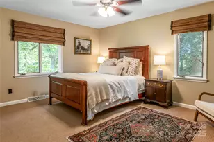 33 Deerhaven Ln, Asheville, NC 28803 - Photo 23