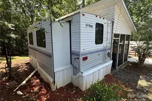 111 Deerfield Dr, New London, NC 28127 - Photo 19