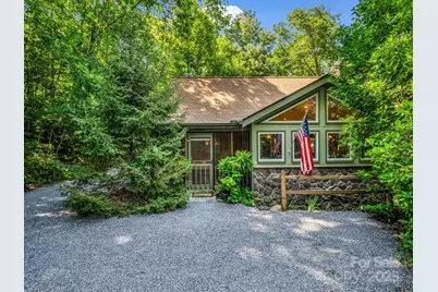 126 Sleeping Bear Lane, Lake Lure, NC 28746 - Photo 9