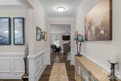 236 Robinwood Lane, Lake Wylie, SC 29710 - Photo 3