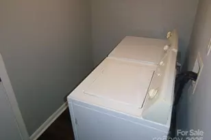 326 S Caldwell St, Salisbury, NC 28144 - Photo 9