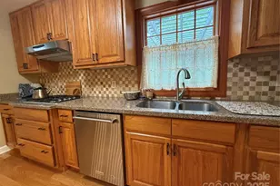 46 High Meadow Ln, Waynesville, NC 28786 - Photo 7