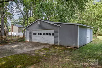 7215 Connan Lane, Charlotte, NC 28226 - Photo 33