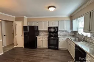 6340 Ellesmere Ct, Mint Hill, NC 28227 - Photo 15