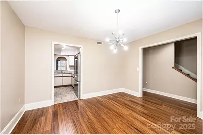 709 21st Avenue NE, Hickory, NC 28601 - Photo 15