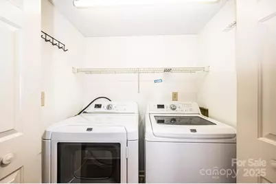 709 21st Avenue NE, Hickory, NC 28601 - Photo 29