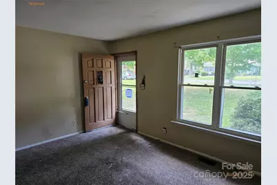 746 Bilmark Avenue, Charlotte, NC 28213 - Photo 5