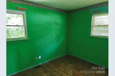 746 Bilmark Avenue, Charlotte, NC 28213 - Photo 9